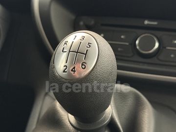 Car image 27