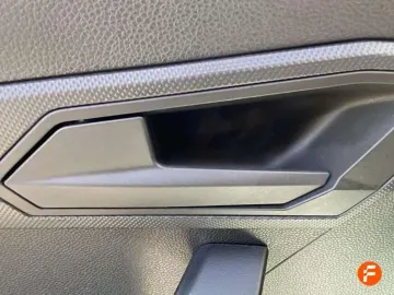 Car image 41
