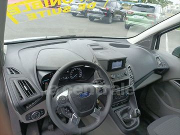 Car image 29