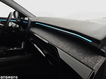 Car image 39