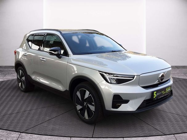 Volvo XC40 Recharge AWD 300 kW image number 18