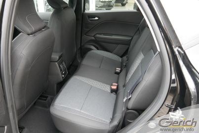 Car image 15