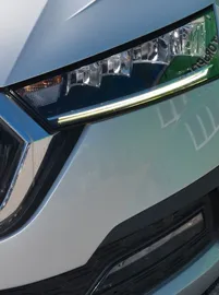 Car image 22