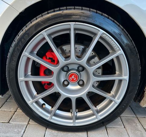 Abarth 500C T 118 kW image number 19