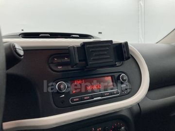 Car image 33