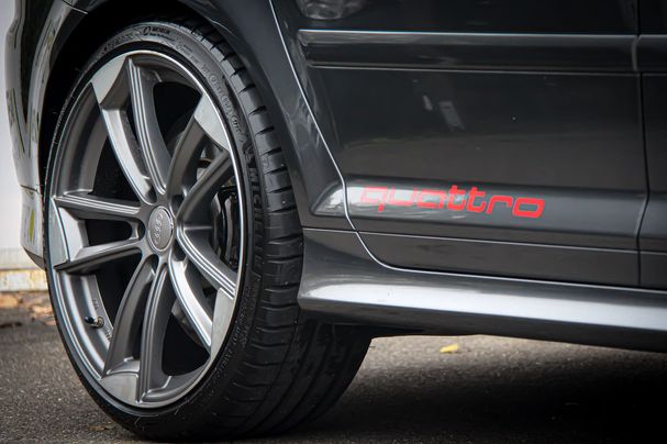 Audi RS3 quattro Sportback 250 kW image number 4