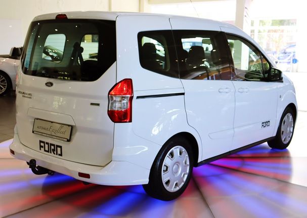 Ford Tourneo Courier 74 kW image number 6