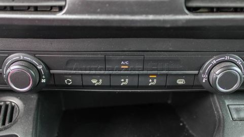 Car image 41