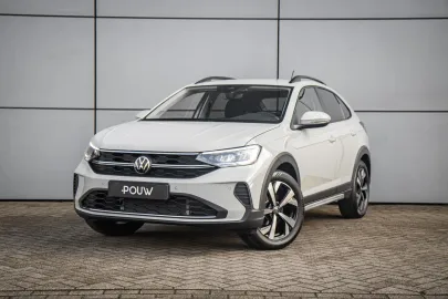 Car image 33