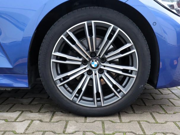 BMW 320i xDrive 135 kW image number 5