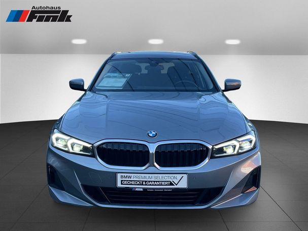 BMW 320d Touring xDrive 140 kW image number 2