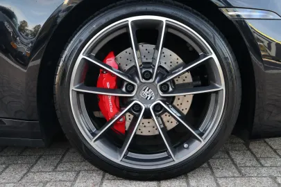 Car image 48