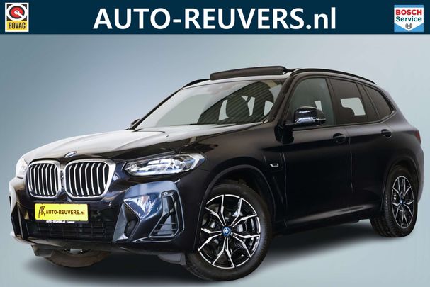 BMW X3 xDrive30e 215 kW image number 1