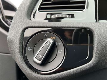 Car image 36