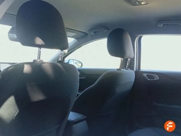 Car image 31