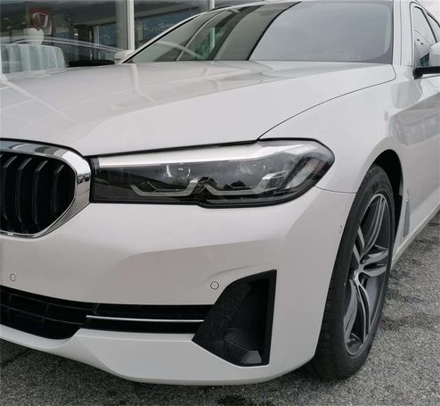 BMW 520d Touring 140 kW image number 4