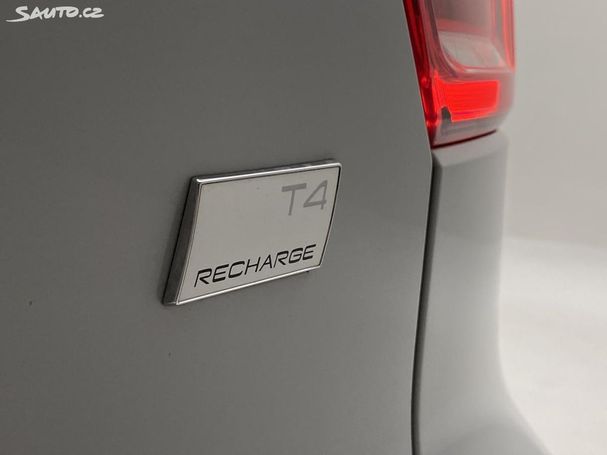 Volvo XC40 Recharge R T4 155 kW image number 30