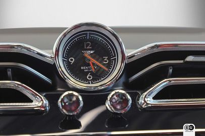 Car image 38