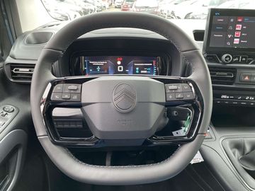 Car image 36