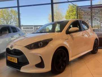 Car image 20