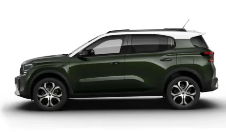 Car image 3