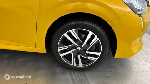 Car image 20