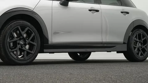 Car image 22