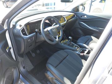 Car image 20