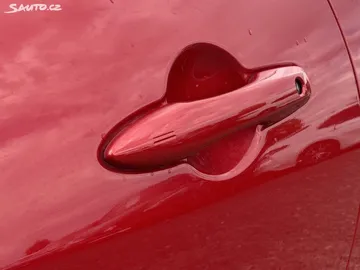 Car image 29