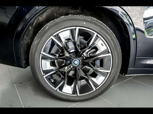 BMW iX3 210 kW image number 5