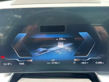 Car image 33