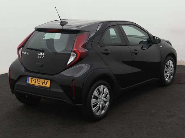 Toyota Aygo X 1.0 VVT-i 53 kW image number 17