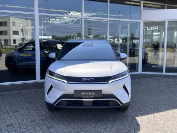 Car image 28