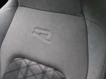 Car image 41