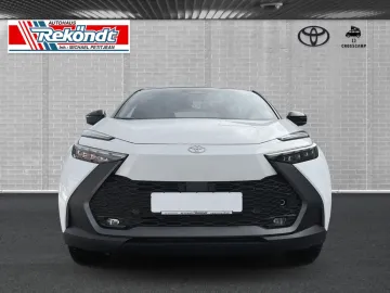 Car image 5