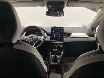 Car image 11