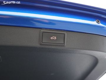 Car image 37