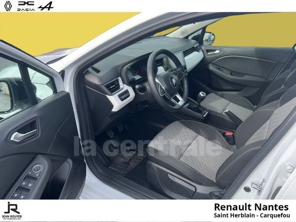 Renault Clio TCe 90 Evolution 66 kW image number 16