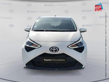 Car image 5