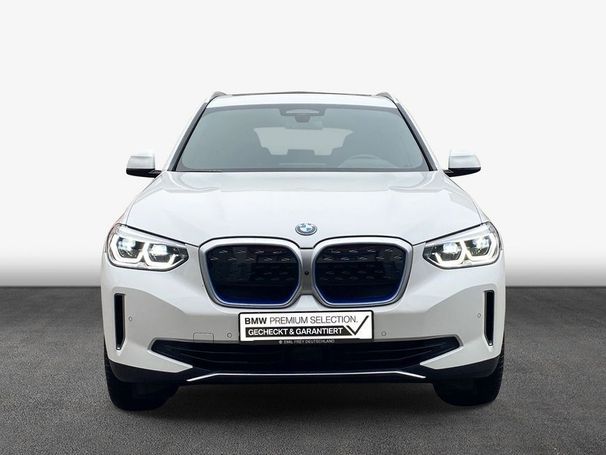 BMW iX3 210 kW image number 2