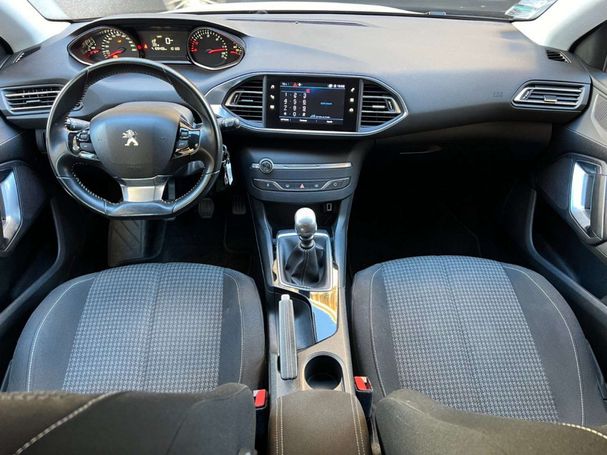 Peugeot 308 BlueHDi 100 76 kW image number 17