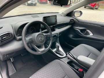 Car image 9