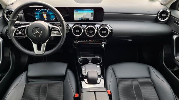 Mercedes-Benz A 220 d 140 kW image number 9