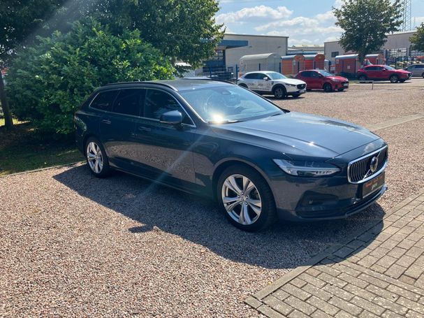 Volvo V90 B4 Momentum 145 kW image number 2