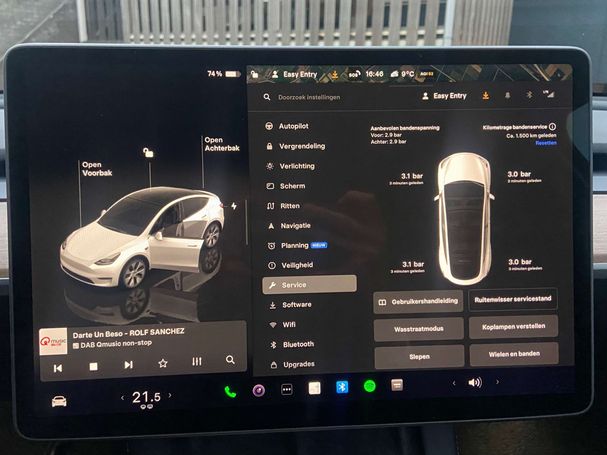 Tesla Model Y Long Range AWD 378 kW image number 25