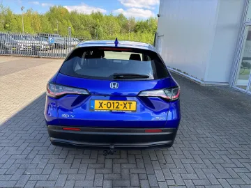 Car image 45