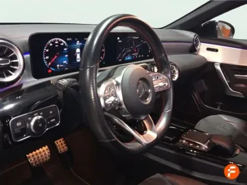 Car image 31