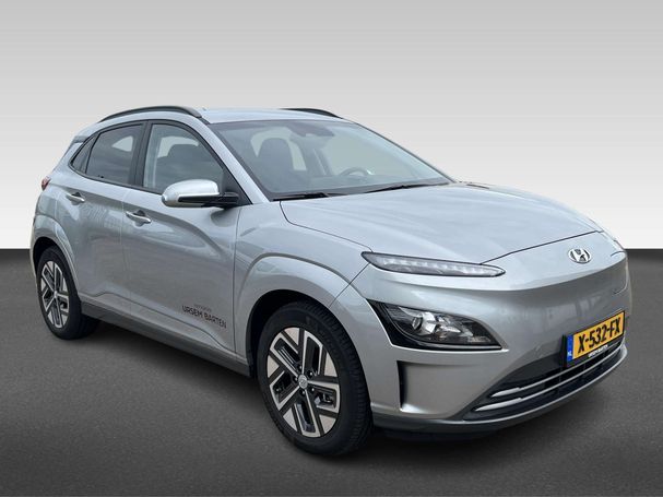 Hyundai Kona EV 150 kW image number 5