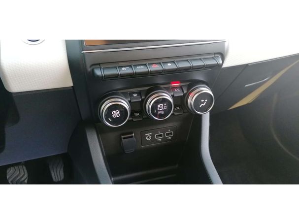 Renault Clio TCe 90 66 kW image number 11