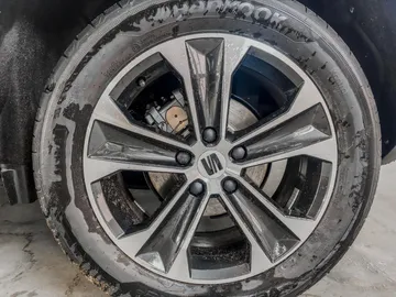 Car image 31
